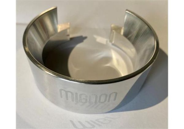 Eureka Mignon Pulvertrichter, magnetisch, Alu poliert